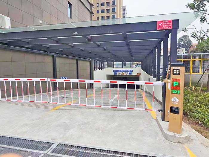 小區(qū)車牌識別系統(tǒng)