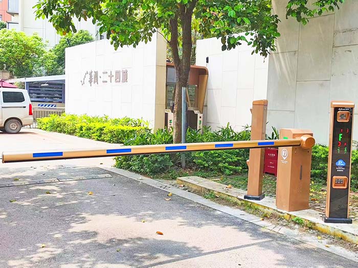 小區(qū)車牌識(shí)別系統(tǒng)