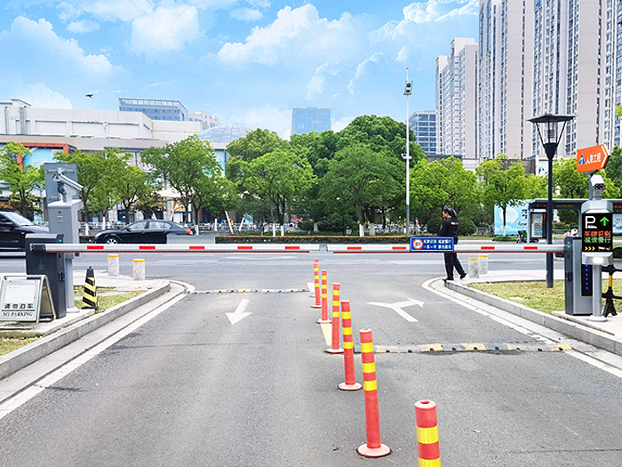 某小區(qū)采用 “安快” 車牌識(shí)別系統(tǒng)案例